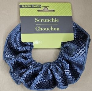 2/$5 Scrunchies NWT